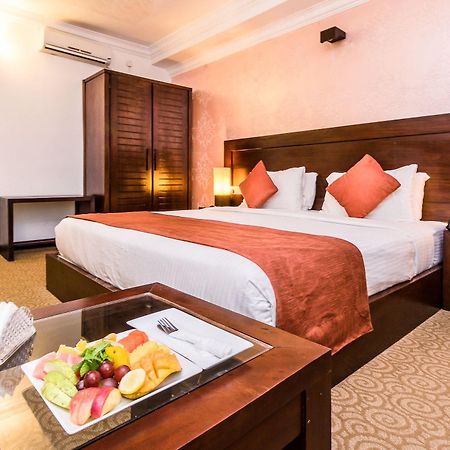 Ceylon City Hotel,Colombo Exterior photo