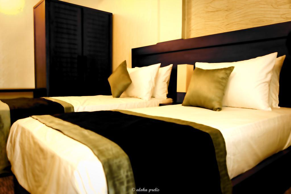 Ceylon City Hotel,Colombo Exterior photo