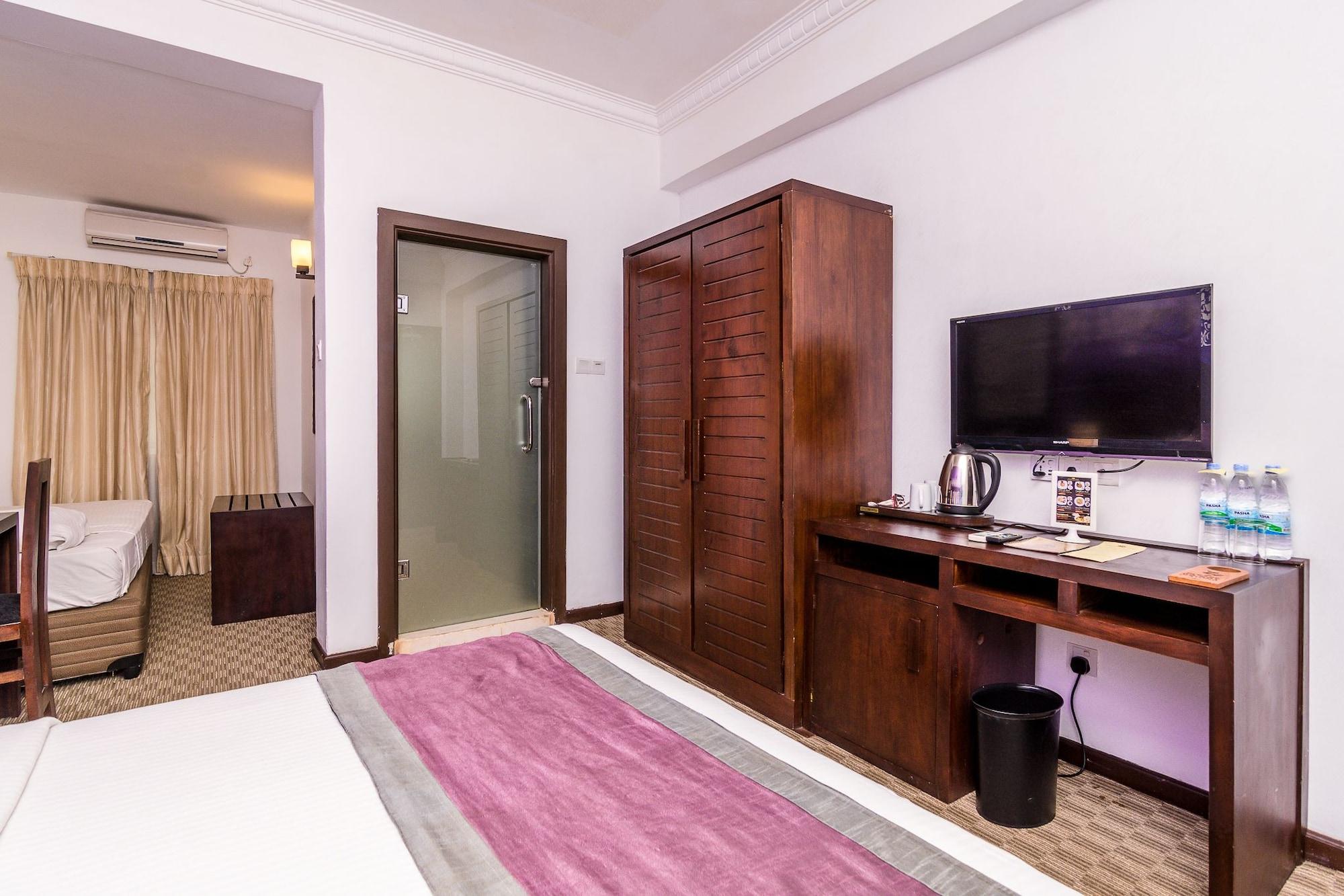 Ceylon City Hotel,Colombo Exterior photo