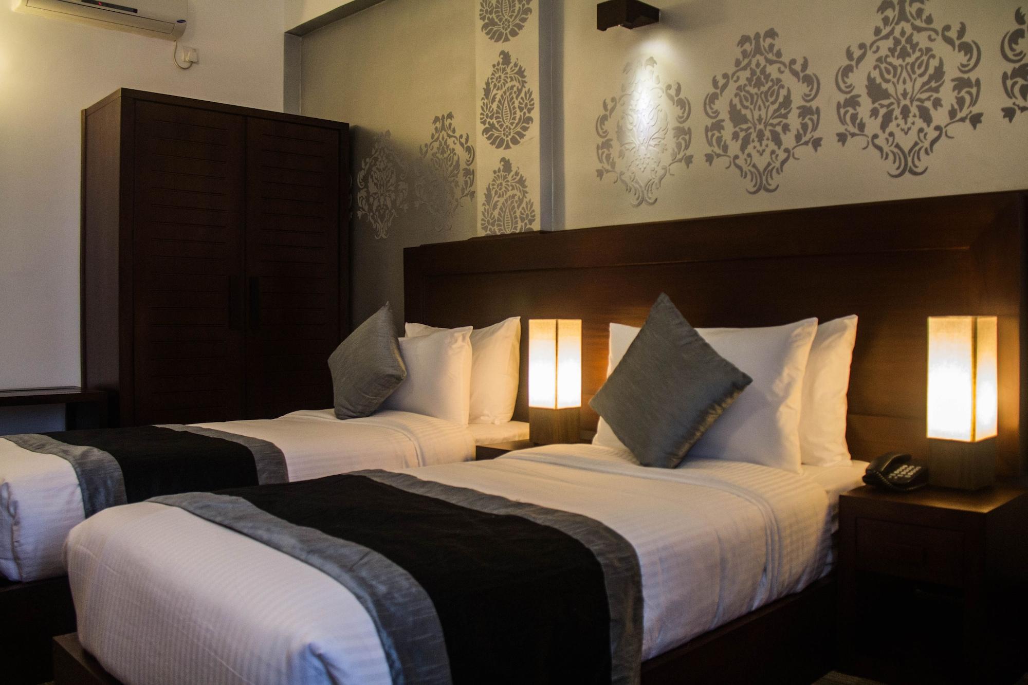 Ceylon City Hotel,Colombo Exterior photo
