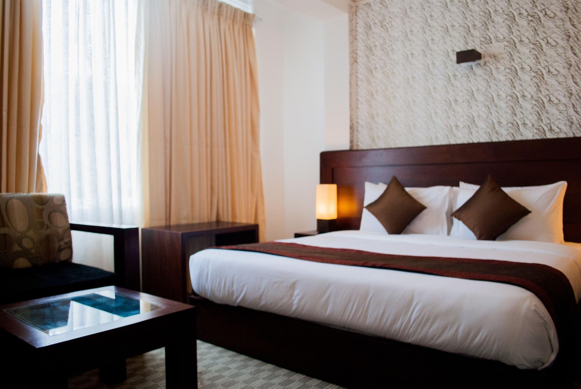 Ceylon City Hotel,Colombo Exterior photo